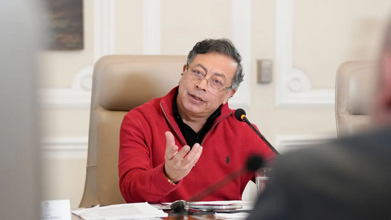 Andrés Hernández, director de Comunicaciones de la Presidencia de Colombia, en rueda de prensa